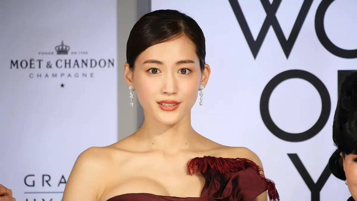 日本女星绫濑遥绝色写真!肤白貌美魔鬼身材性感火辣-2 日本女星绫濑遥绝色写真!肤白貌美魔鬼身材性感火辣