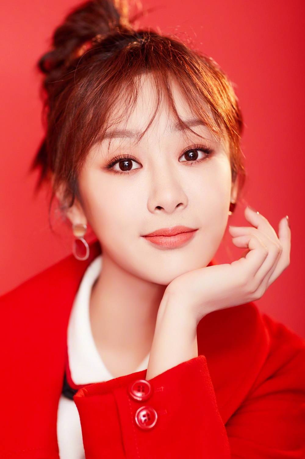 杨紫各类靓丽写真！温柔甜美越来越美丽-7