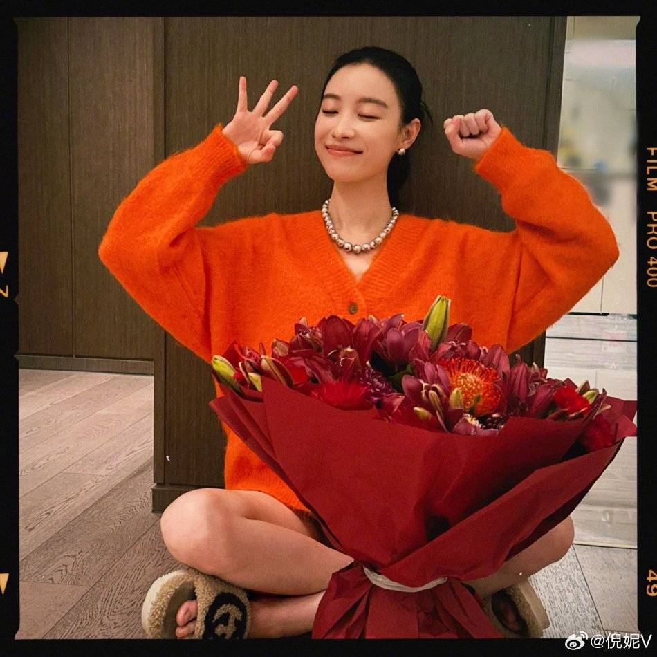 倪妮晒多张卖萌写真图片,肤白貌美性感可爱女人味十足!-24 倪妮晒多张卖萌写真图片,肤白貌美性感可爱女人味十足!