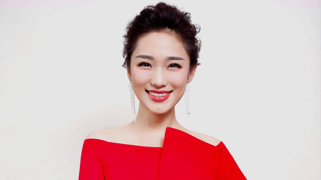 电影频道一姐蓝羽太惊艳!靓丽美图笑容太甜美!-5 电影频道一姐蓝羽太惊艳!靓丽美图笑容太甜美!