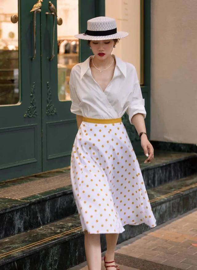 七夕情人节时髦精怎样穿才漂亮？这几个建议点亮你的约会造型