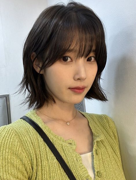 越看越想剪短发!IU、孔晓振,还有这些女团都是今夏最佳短发范本