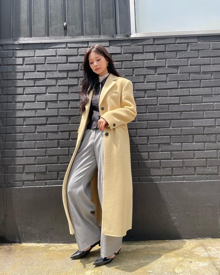 子瑜的逆天大长腿太逆天!轻松驾驭OL成熟魅力