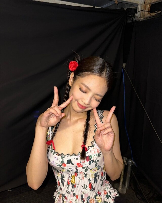 田园风「蕃茄女孩」穿搭热潮!今夏一定要知道的小众美学TOMATO GIRL