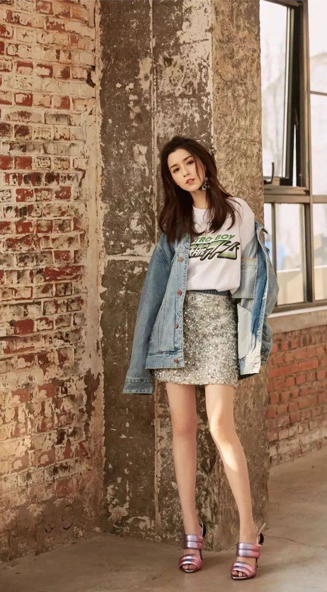 新疆女星哈妮克孜靓丽惊艳！异域风情大长腿美得令人窒息-7