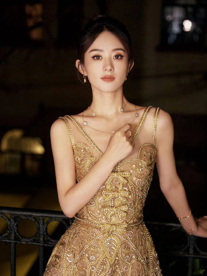 赵丽颖珠宝代言写真高贵靓丽！肤白貌美气质优雅性感撩人