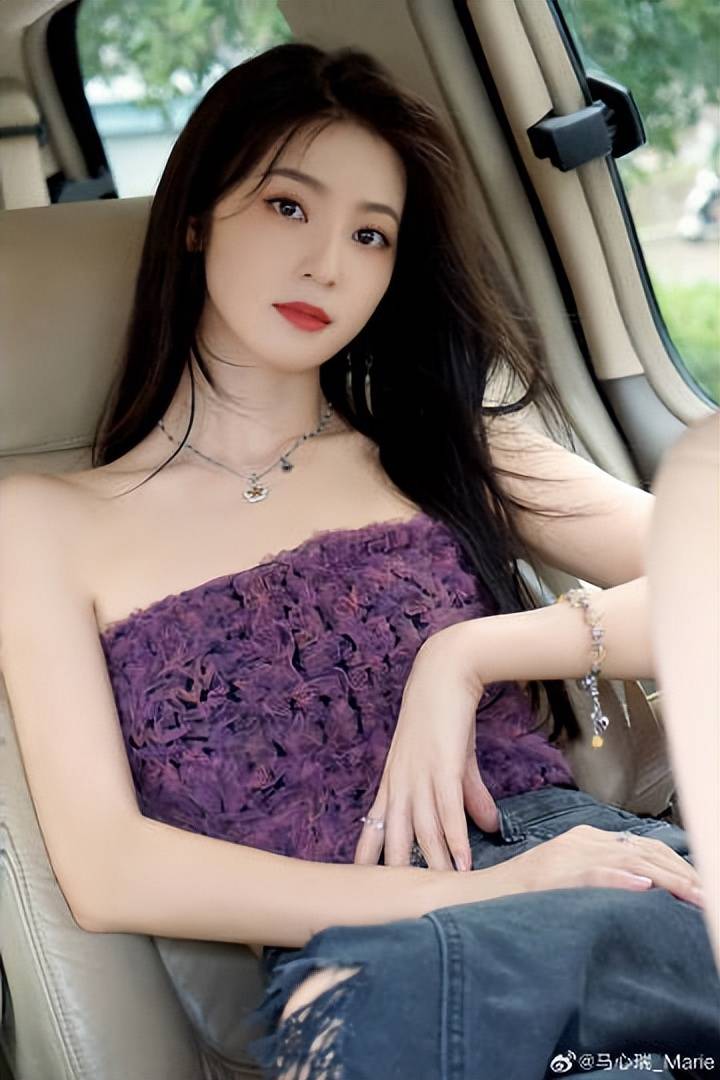 “紫霞仙子”马心瑞穿紫衣露白嫩美背!雪肤玉貌性感撩人-8 “紫霞仙子”马心瑞穿紫衣露白嫩美背!雪肤玉貌性感撩人