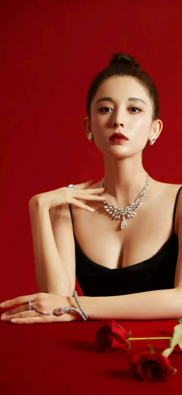 古力娜扎晒新剧婚纱靓图！雪肤玉貌美得令人窒息-7