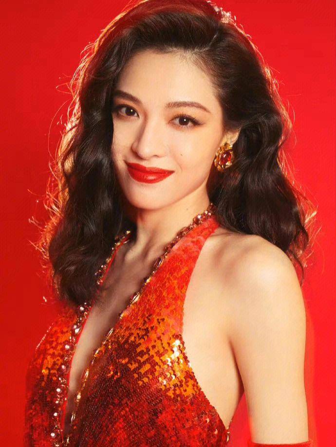 钟楚曦最新妖艳写真露出事业线!肤白貌美曼妙身材太性感撩人-5 钟楚曦最新妖艳写真露出事业线!肤白貌美曼妙身材太性感撩人