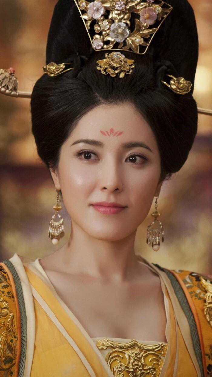曾黎黑色性感写真，国色天香性感迷人-5