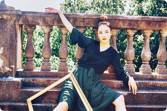 婚姻对女性的影响:平衡与自我实现的探索-1 婚姻对女性的影响:平衡与自我实现的探索