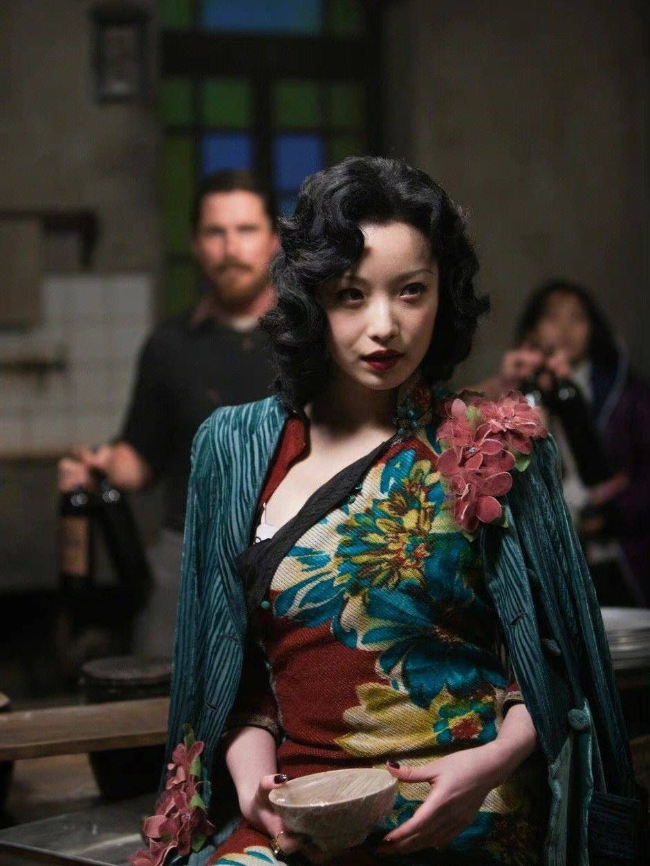 倪妮各类造型惊艳大秀事业线!谋女郎魔鬼身材性感火辣-1 倪妮各类造型惊艳大秀事业线!谋女郎魔鬼身材性感火辣