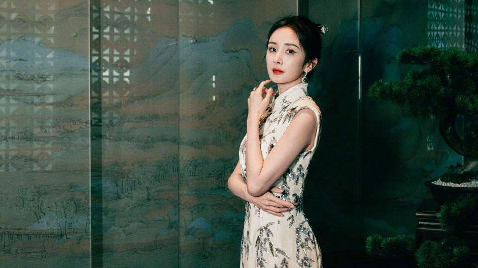 张小斐鞠婧祎毛晓彤李沁中秋晚会争艳!众多美女性感靓丽-2 张小斐鞠婧祎毛晓彤李沁中秋晚会争艳!众多美女性感靓丽