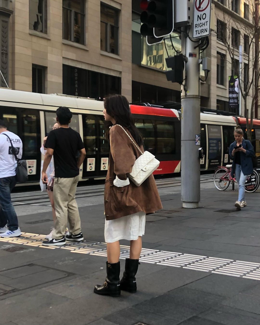 永远都有最流行的单品在身上！换季潮，到韩国女生Fever的Ins找灵感