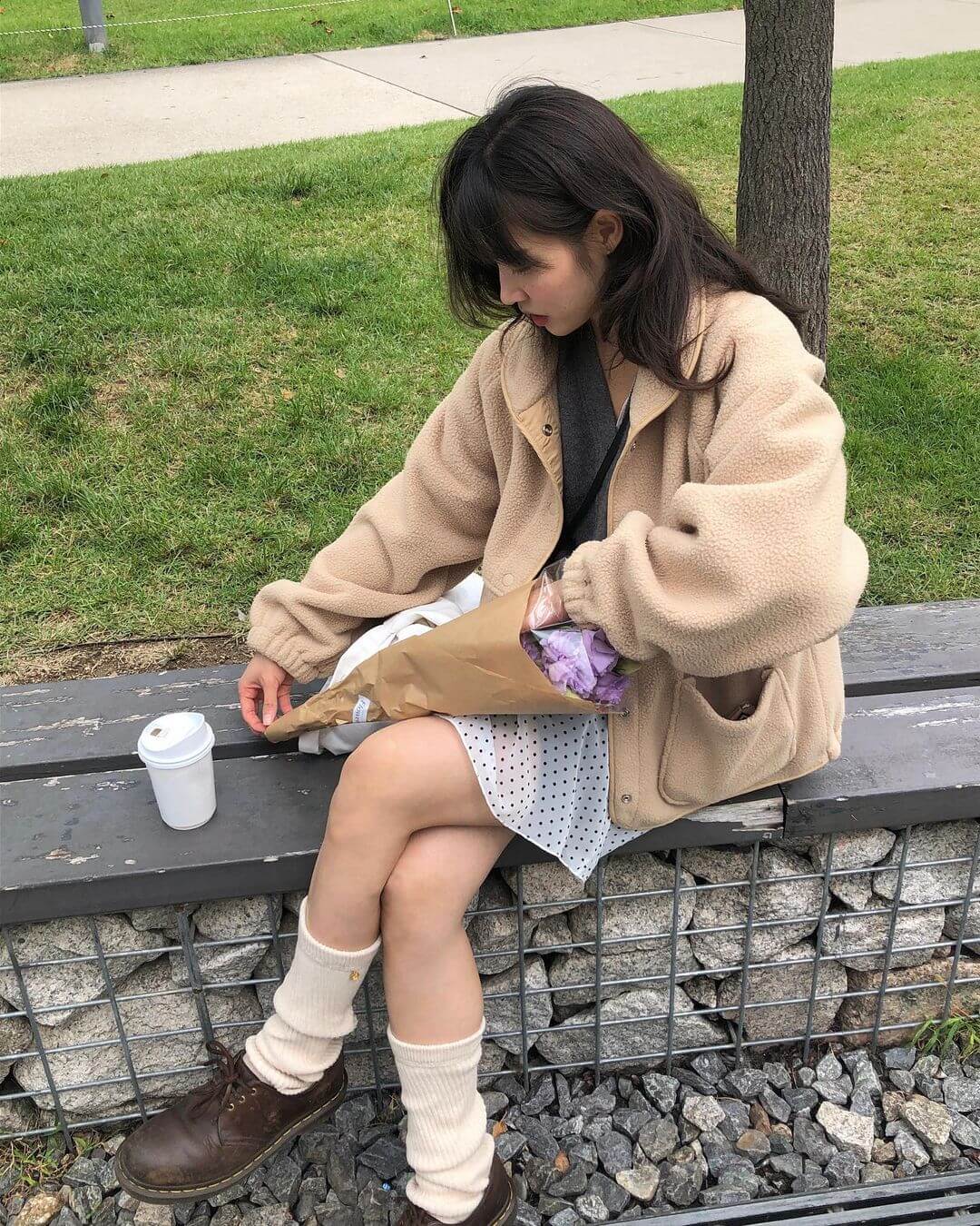 秋天露腿:将上厚下薄的穿衣方法学起来,保暖还显腿长