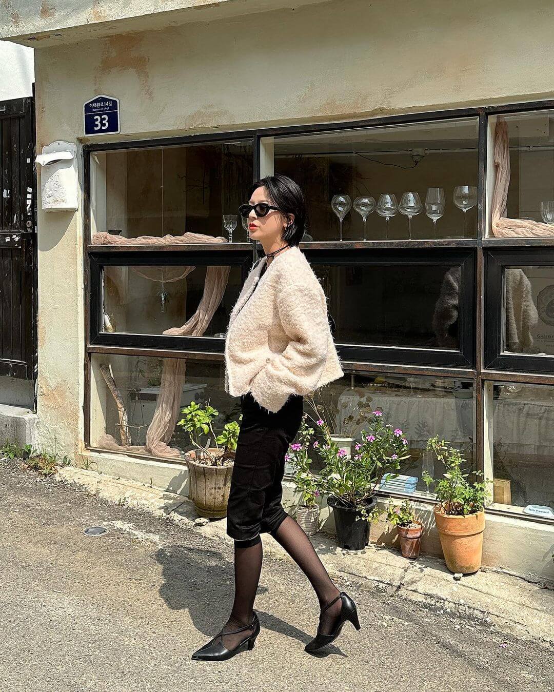 秋天露腿：将上厚下薄的穿衣方法学起来，保暖还显腿长