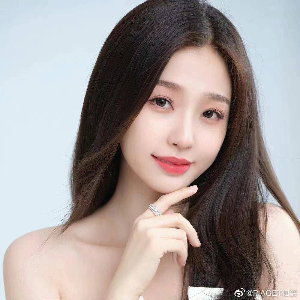 虞书欣粉色古装飘逸灵动！她是白富美魔鬼身材性感撩人-1
