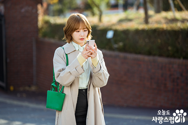 What She Wears:像小狗一样软萌可爱,看朴圭瑛在《犬系恋人》中的治愈系穿搭