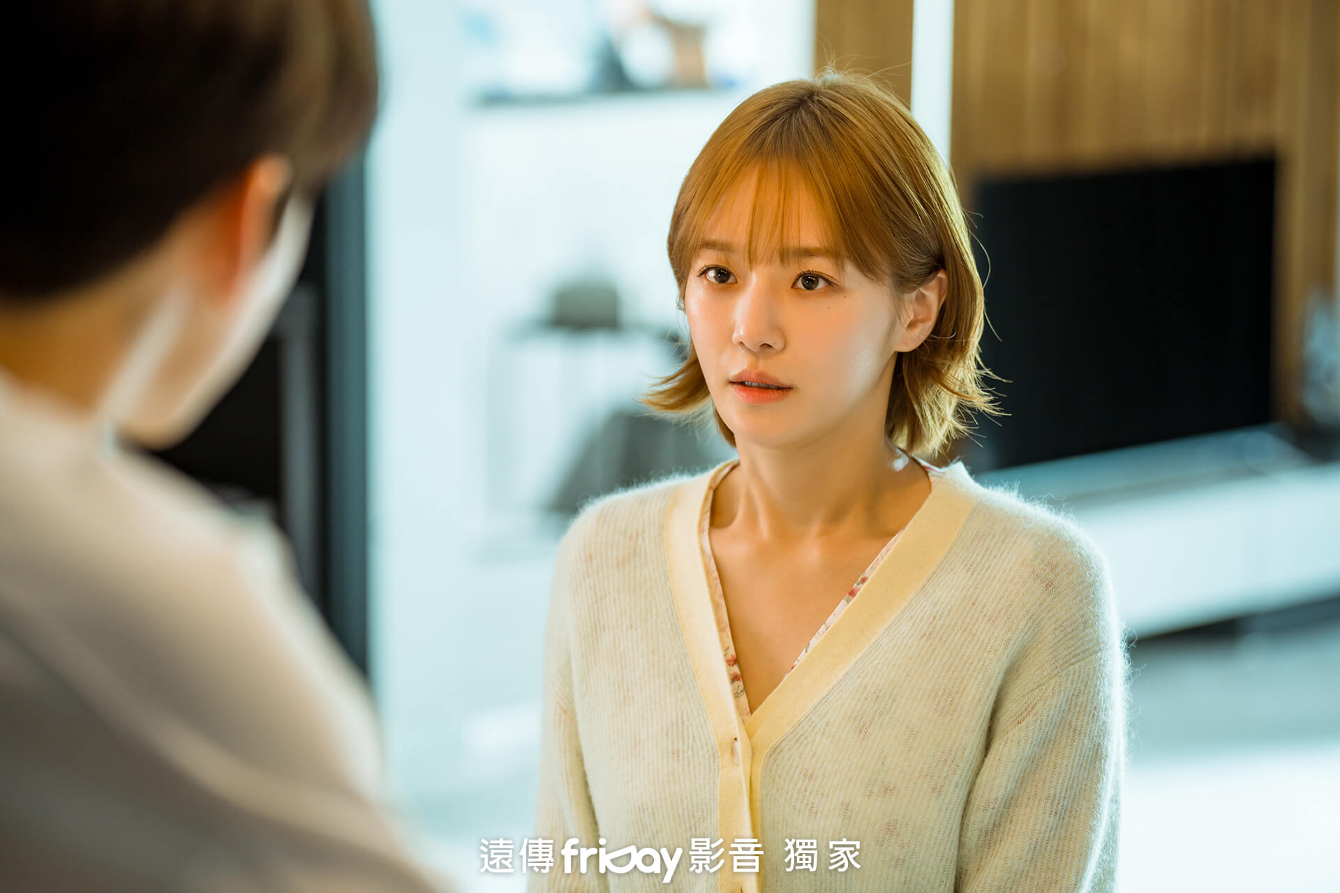 What She Wears:像小狗一样软萌可爱,看朴圭瑛在《犬系恋人》中的治愈系穿搭