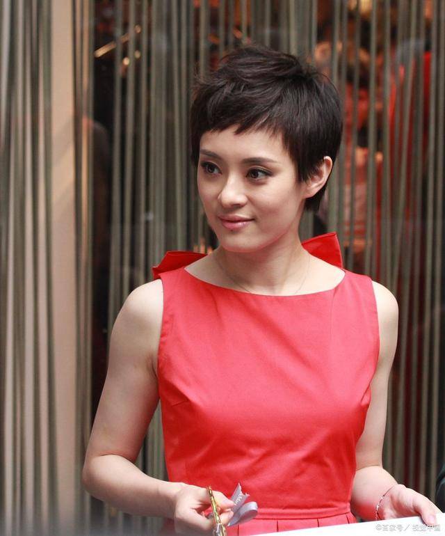 孙俪靓丽写真大秀纤细美腿!她影视剧角色魅力不可小觑-4 孙俪靓丽写真大秀纤细美腿!她影视剧角色魅力不可小觑