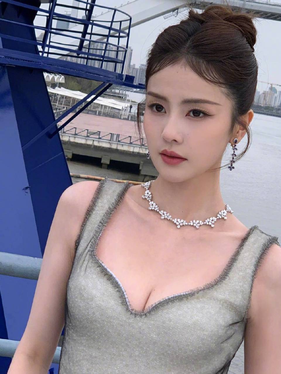《宁安如梦》白鹿靓丽多姿！性感撩人魅力不可小觑-8