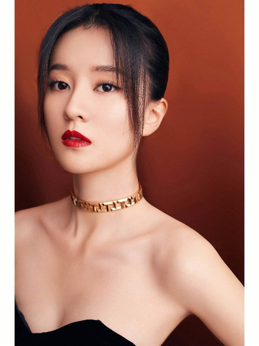 乔欣最大心愿竟然是想演性感尤物！修长身姿完美曲线太火辣-6