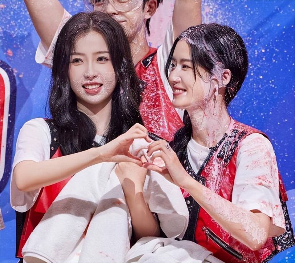 丞磊叫卢昱晓:晓晓!她雪肤玉貌靠“上官浅”走红-8 丞磊叫卢昱晓:晓晓!她雪肤玉貌靠“上官浅”走红