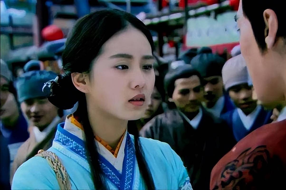刘诗诗一袭红衣国色天姿好妩媚！她历年古装造型更美爆了-5