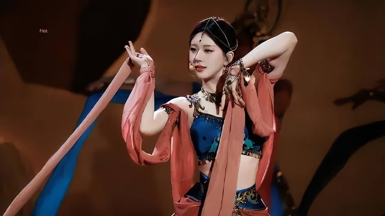 赵露思COS敦煌神女！露脐装秀小蛮腰雪肌白嫩真拼-3