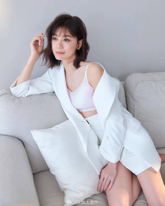 贾静雯拍过尺度最大内衣广告？肤白貌美性感撩人-3