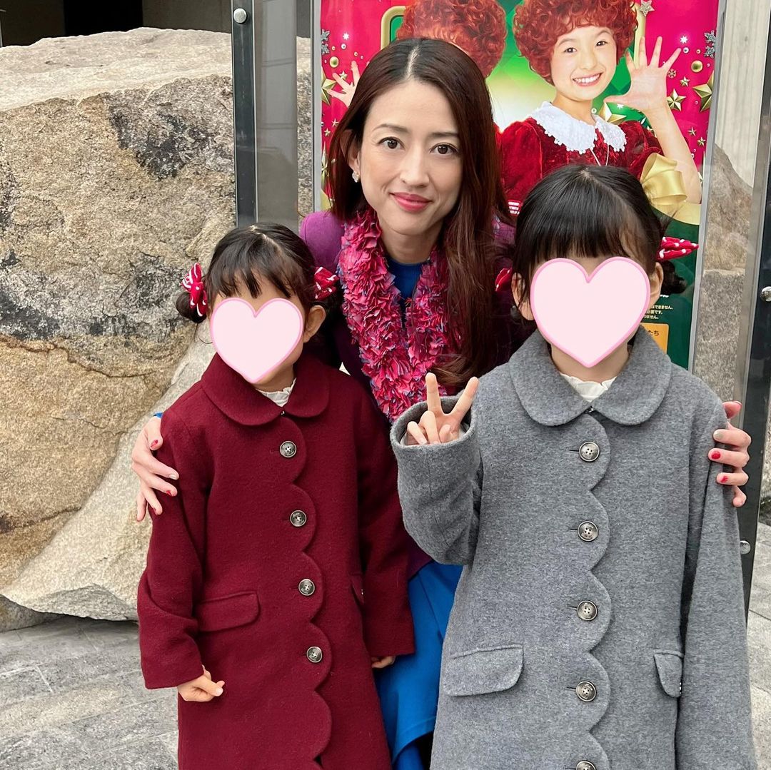 日版《恶作剧之吻》最美女二,被称为“初代玉女掌门人”的小泽真珠为什么在美貌巅峰时被大众遗忘?