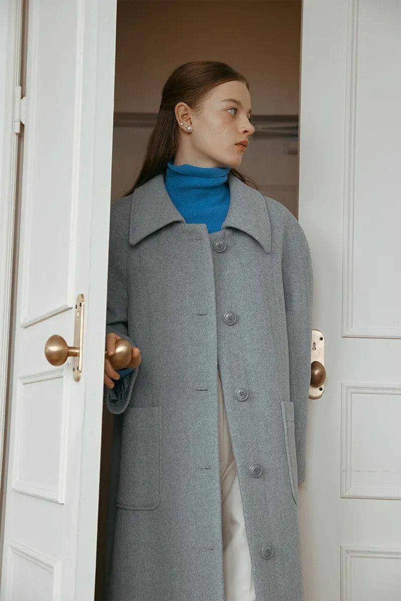 大衣穿得“高级”靠什么?这3个打扮方法一直被热捧,时髦百搭-13 大衣穿得“高级”靠什么?这3个打扮方法一直被热捧,时髦百搭