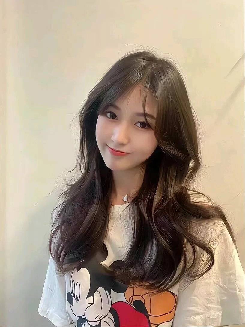 2024选择这4款最新爆款发型推荐,教你展现时尚与气质-8 2024选择这4款最新爆款发型推荐,教你展现时尚与气质