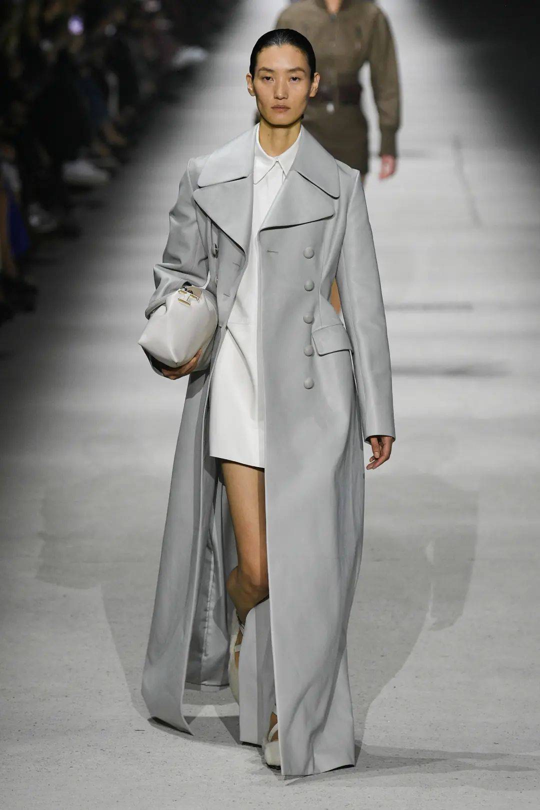 一定要弄懂2024年的“春夏流行色”，这6个颜色谁见都说很好看！