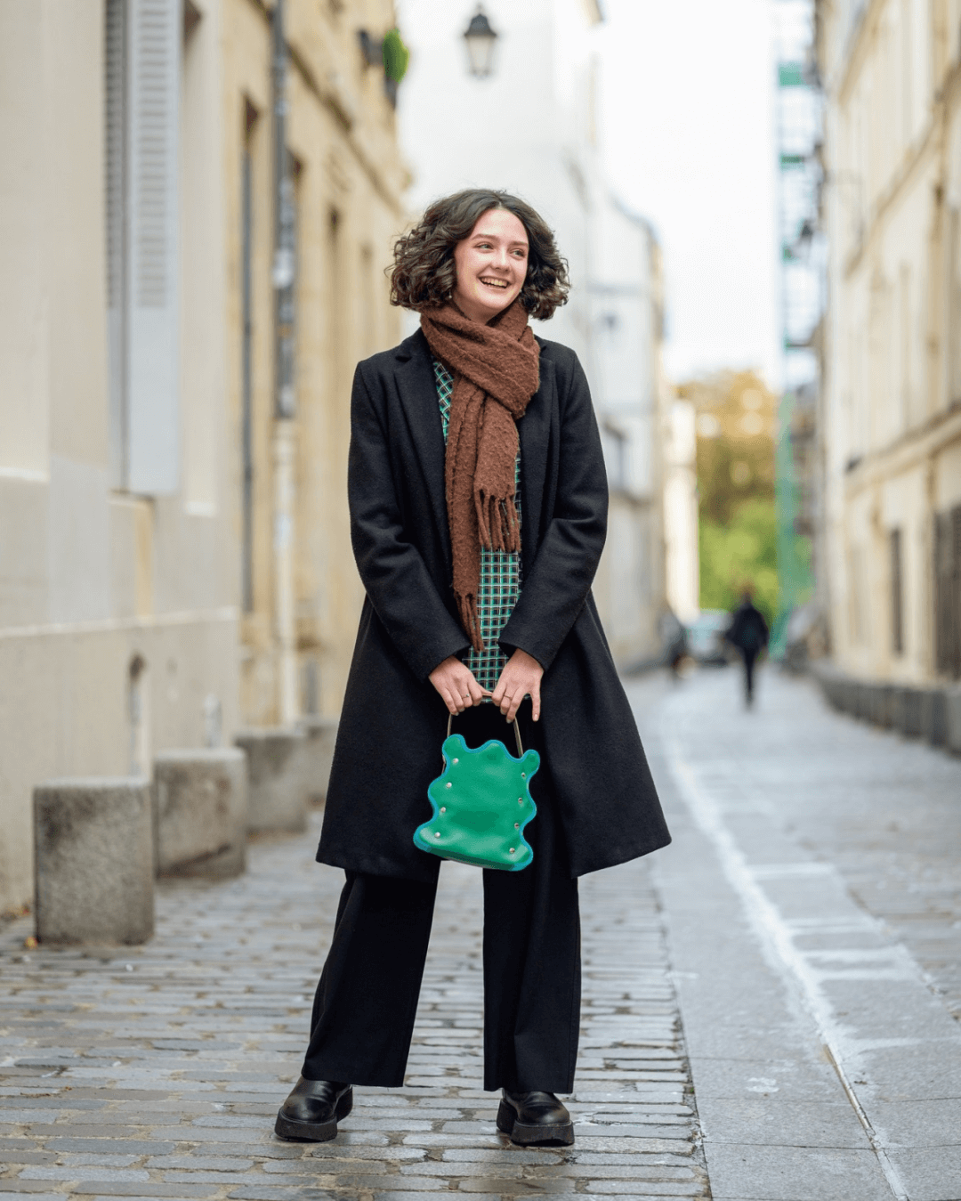 大衣穿得“高级”靠什么?这3个打扮方法一直被热捧,时髦百搭-19 大衣穿得“高级”靠什么?这3个打扮方法一直被热捧,时髦百搭