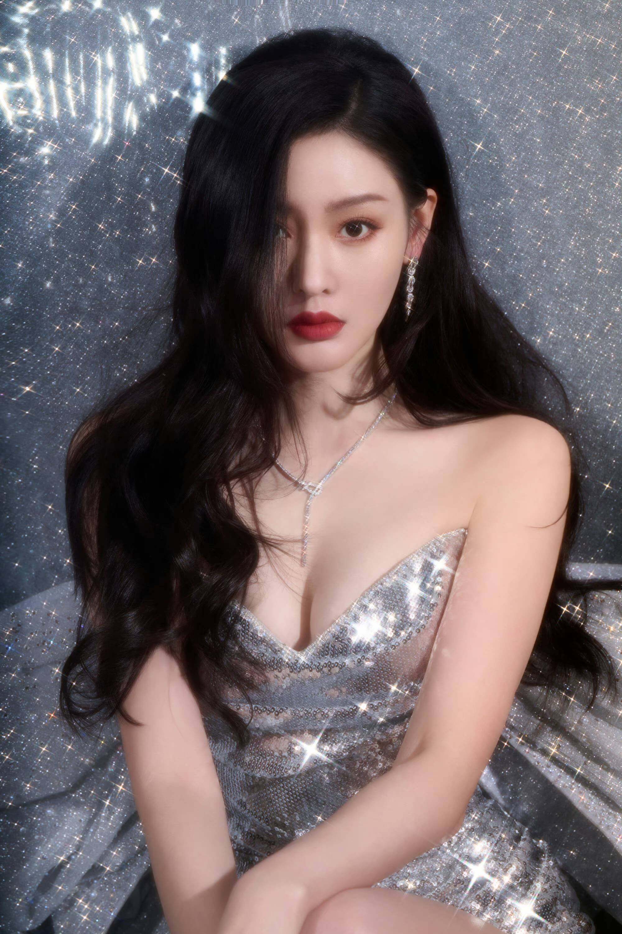 “红毯女王”张天爱魅力无穷！蜜桃臀水蛇腰太性感了-10