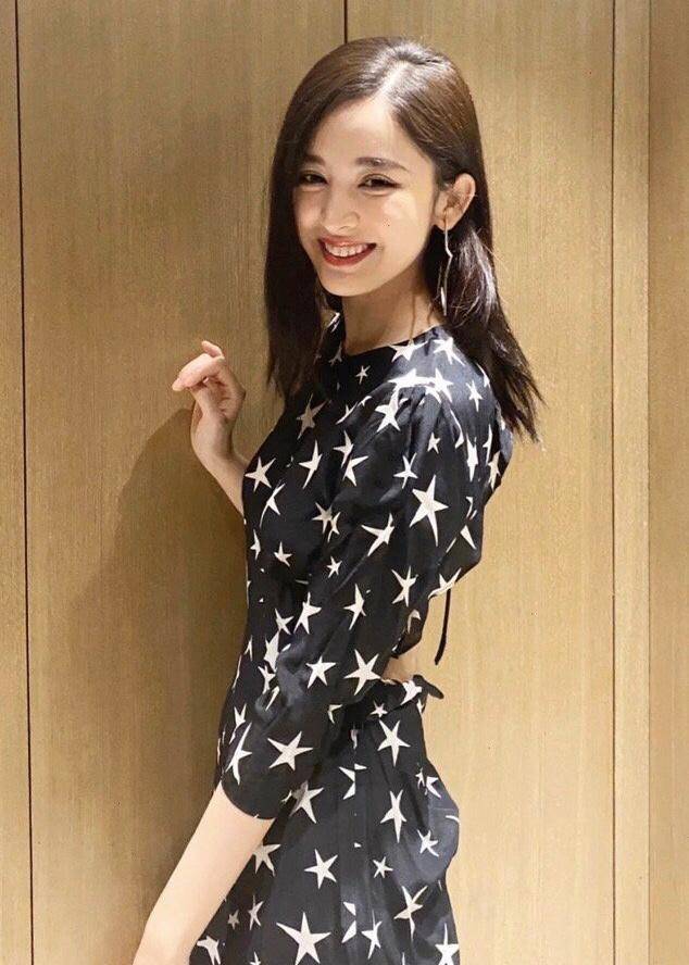 古力娜扎晒最新美照，清爽美丽风姿卓越太迷人-4