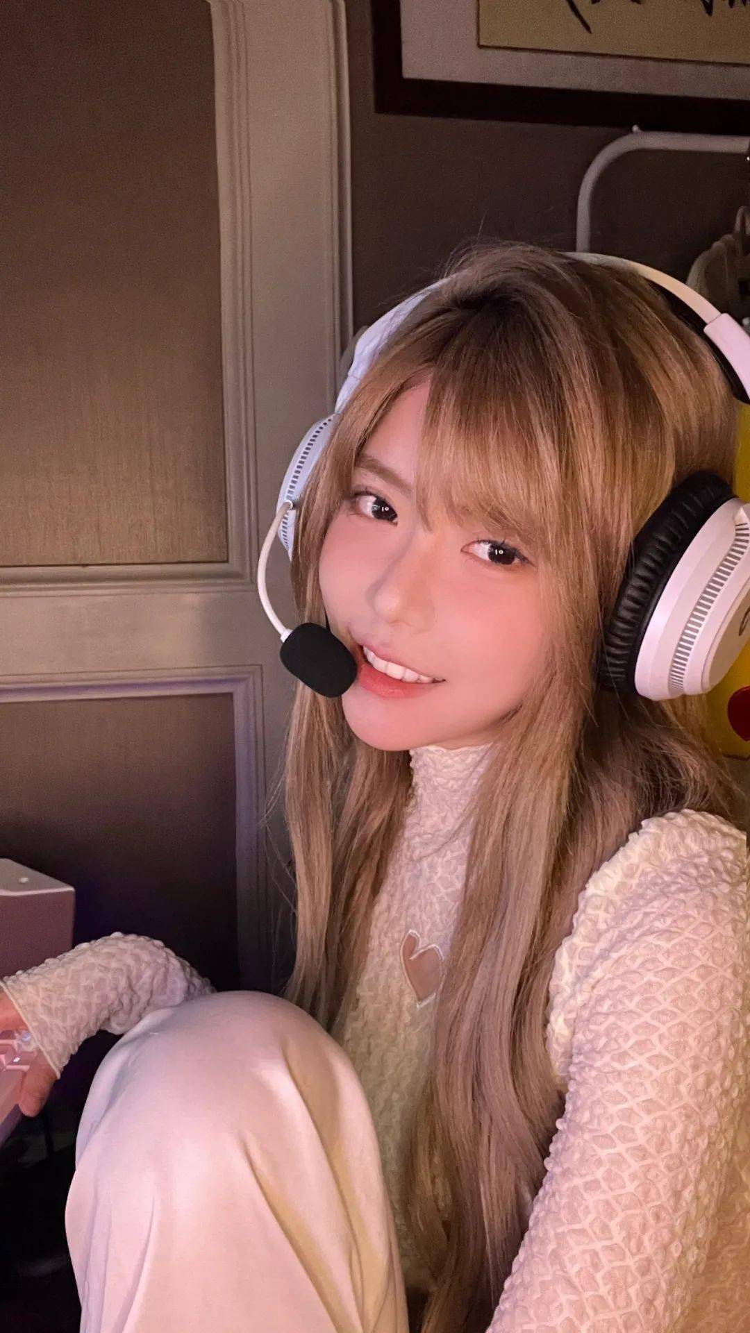 不只是LOL女神,迷倒PGOne的周淑怡前凸后翘,身材到底有多好?-21 不只是LOL女神,迷倒PGOne的周淑怡前凸后翘,身材到底有多好?