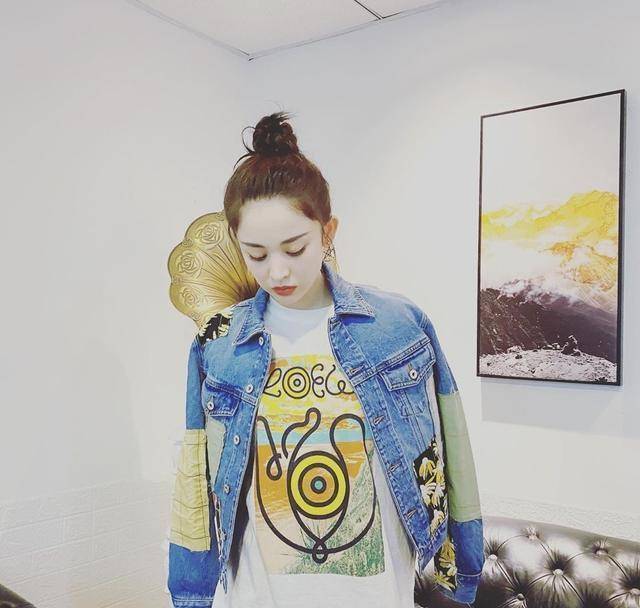 古力娜扎晒最新美照，清爽美丽风姿卓越太迷人-7