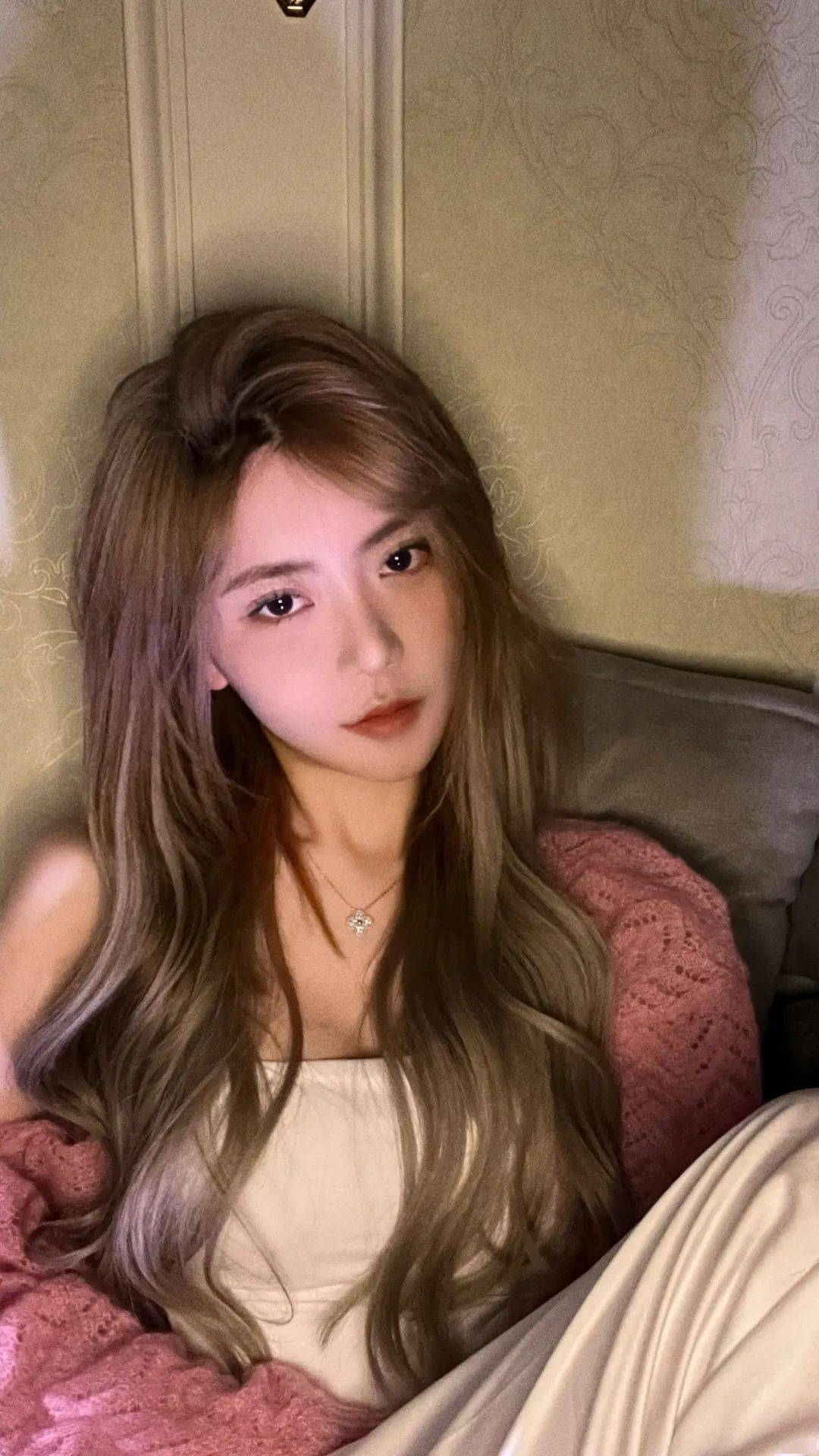 不只是LOL女神,迷倒PGOne的周淑怡前凸后翘,身材到底有多好?-18 不只是LOL女神,迷倒PGOne的周淑怡前凸后翘,身材到底有多好?