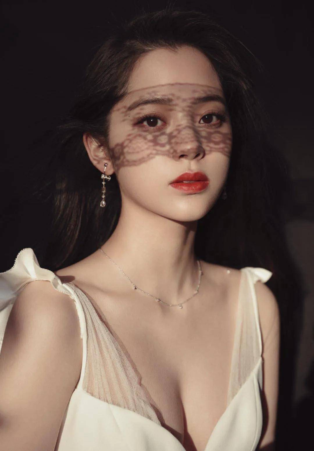 欧阳娜娜的超高清美图，每张都那么好看！-16