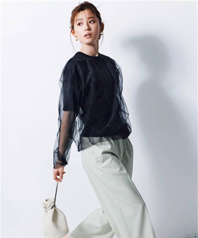 初夏30+女生职场如何穿衣打扮?现在穿的越通透越宽松越时髦-10 初夏30+女生职场如何穿衣打扮?现在穿的越通透越宽松越时髦