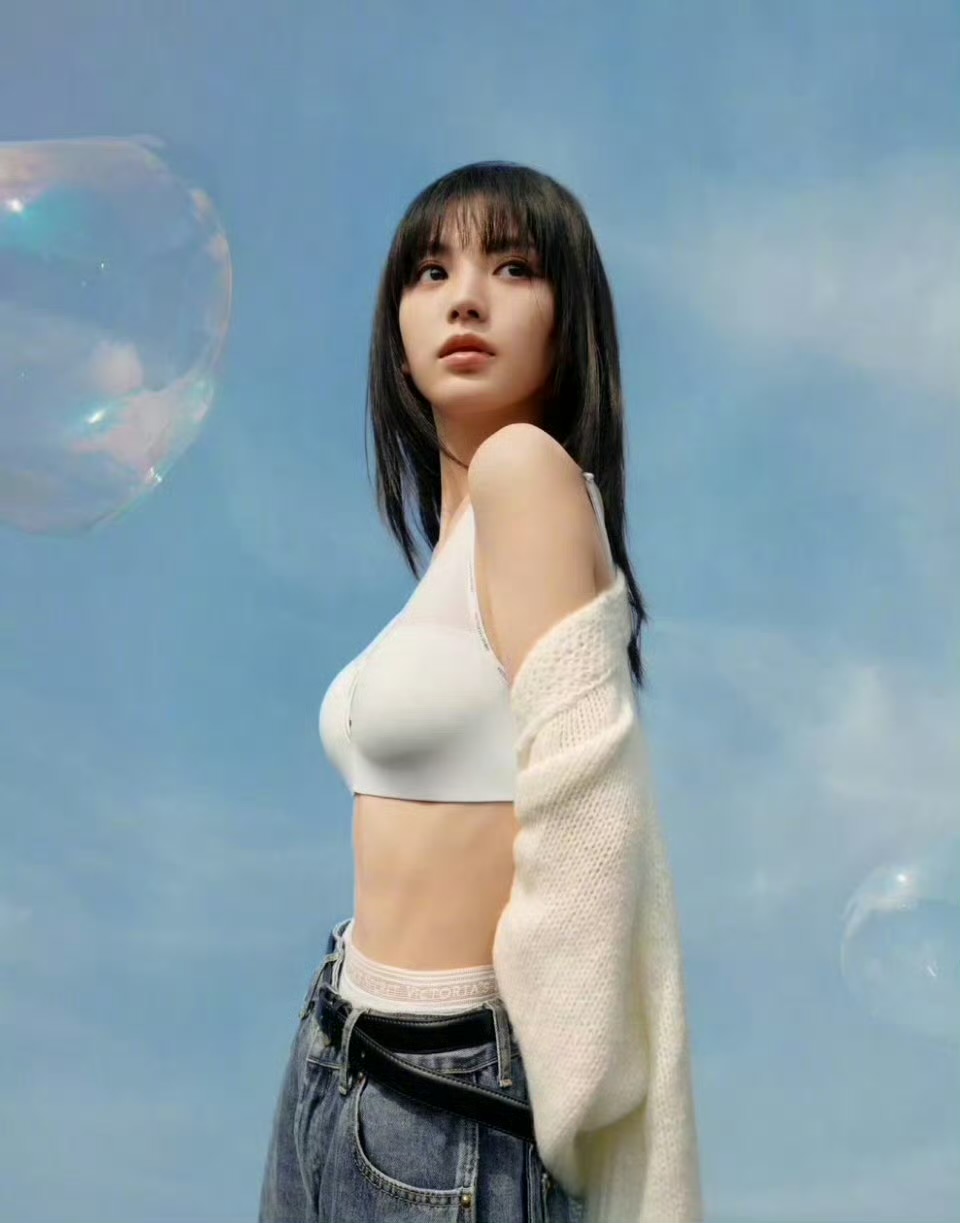 田曦薇的维秘造型，你喜欢吗？