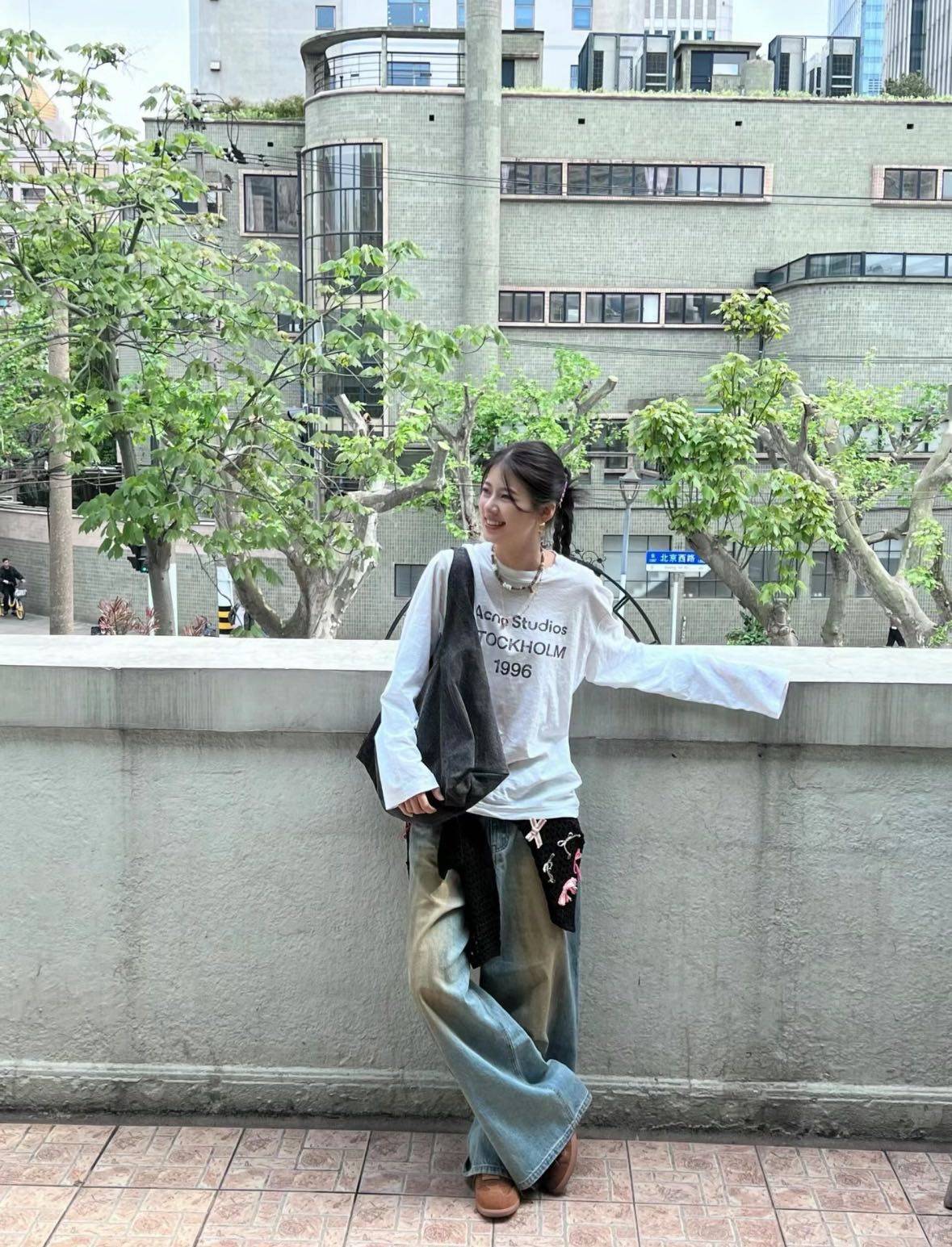 东北甜妹从小透明一跃成为芒果台红人和穿搭界的顶流,她是靠什么?-21 东北甜妹从小透明一跃成为芒果台红人和穿搭界的顶流,她是靠什么?