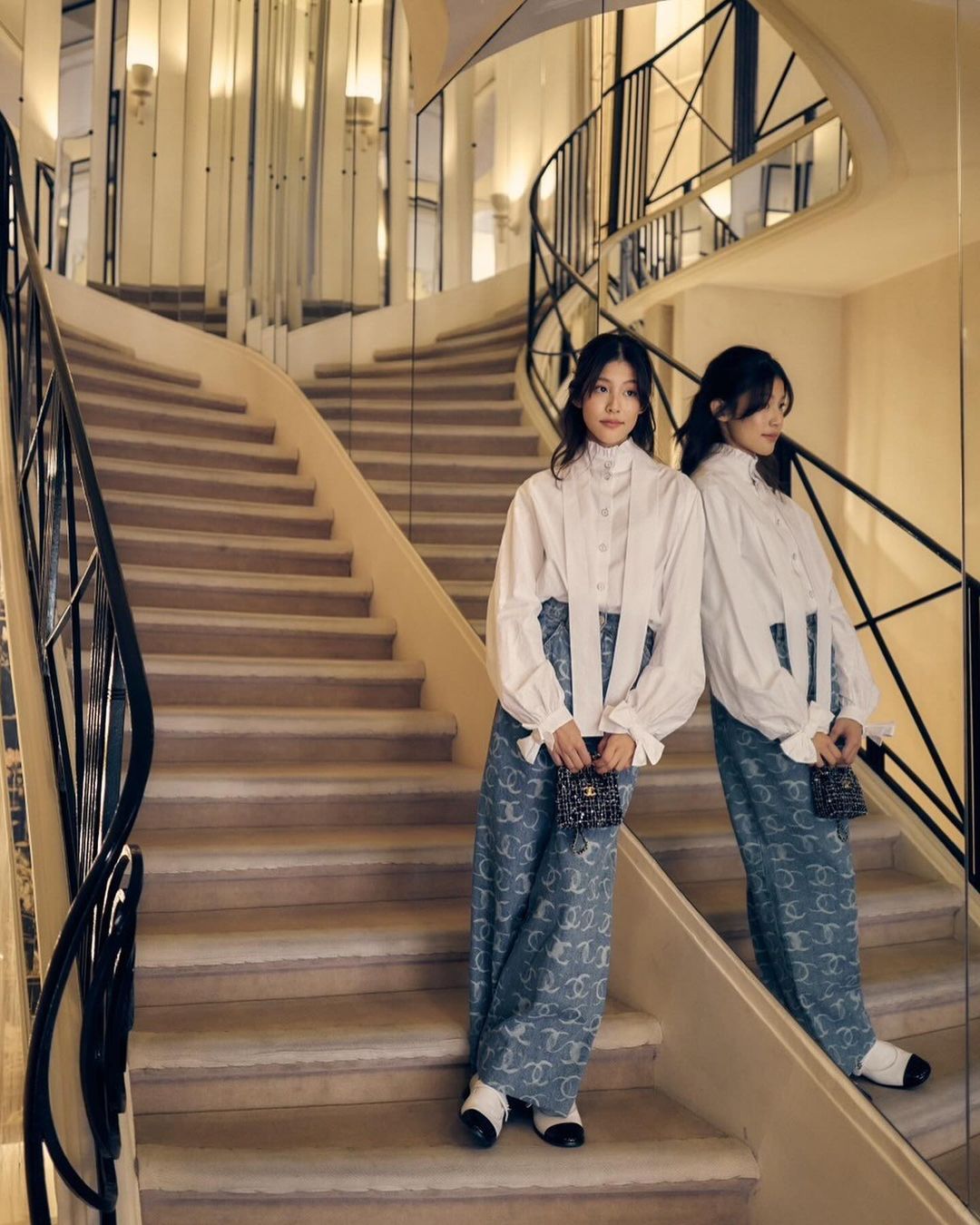 泰国新生代演员Baipor太会穿衣打扮,可甜可酷少女感风格让人心动