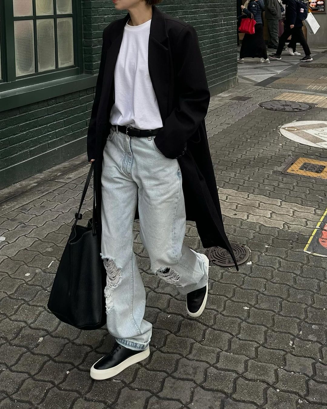 基本单品她穿就特别有型?好看的关键在原来是这些穿搭技巧