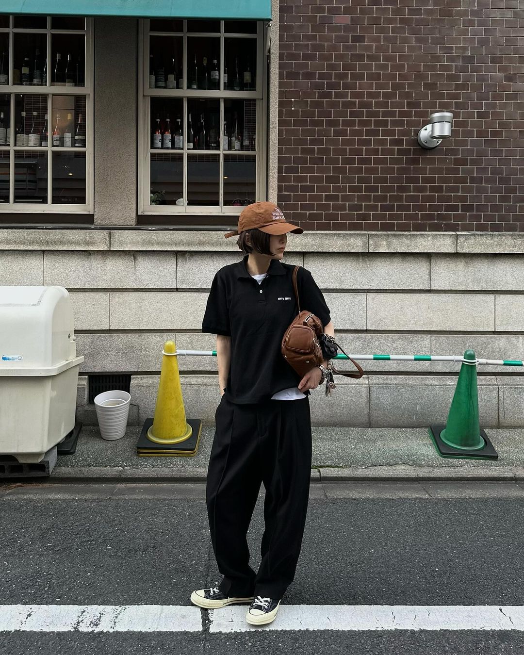 基本单品她穿就特别有型？好看的关键在原来是这些穿搭技巧