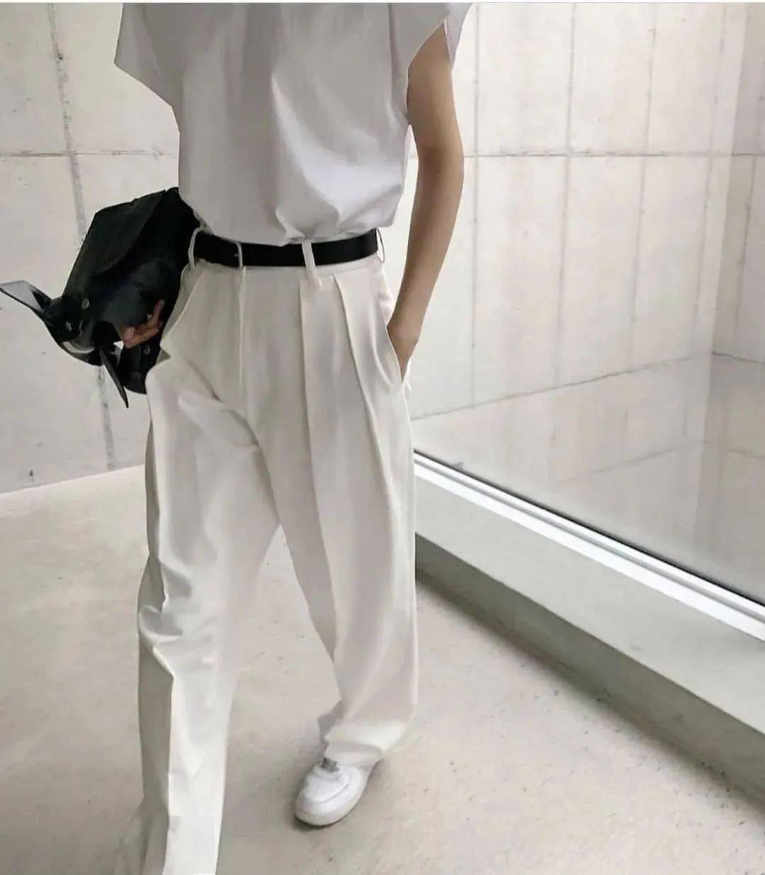 运动鞋的4种时髦搭配法，松弛一点更好看-4