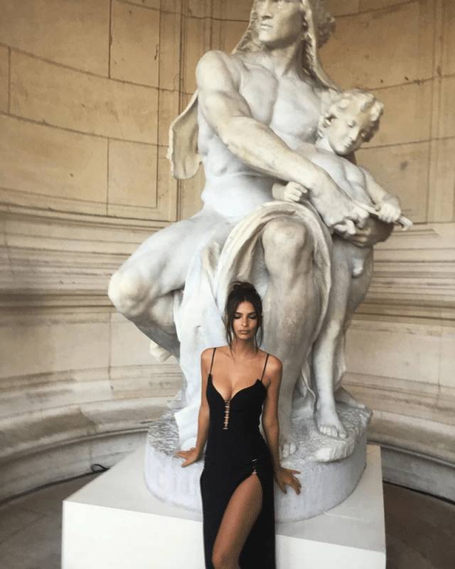 世界第一美胸！神曲中清凉出镜，让人一眼就沦陷！