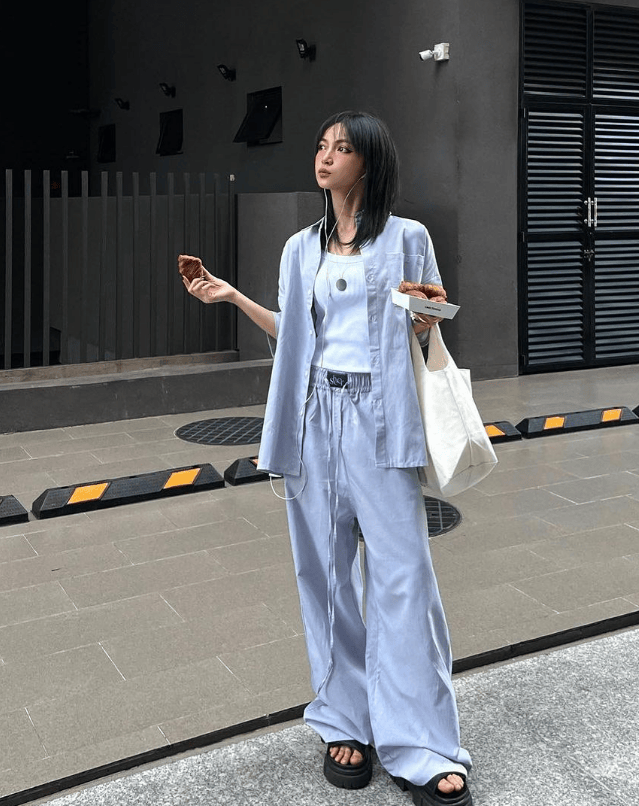 ins时尚的博主maikyhan ，娇小可爱的女生穿搭风格